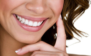 Want a Winning Smile? Here’s How to Get Straight Teeth Without Braces